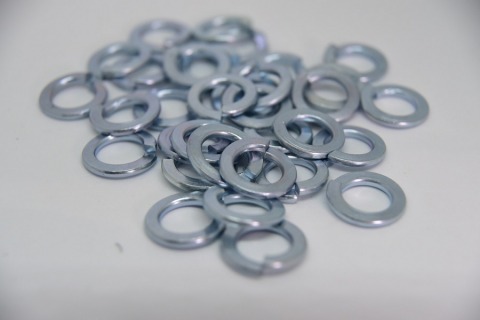 แหวนสปริง