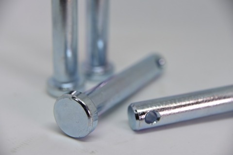 รีเวท หรือ พิน